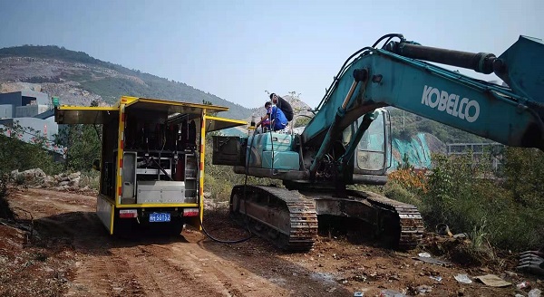 礦山換油車(chē)